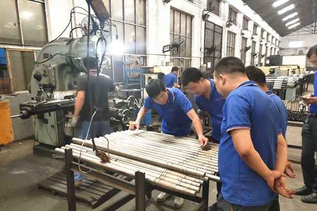 PG官方版网站登录入口-PG（中国）一站式游戏服务平台每周对各个工序进行质量监督检验的现场。
